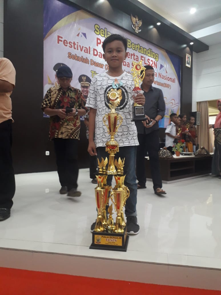 Siswa SDIT Ibnu Sina Mewakili Provinsi Sulawesi Selatan dalam Festival dan Lomba Seni Siswa Nasional (FLS2N)